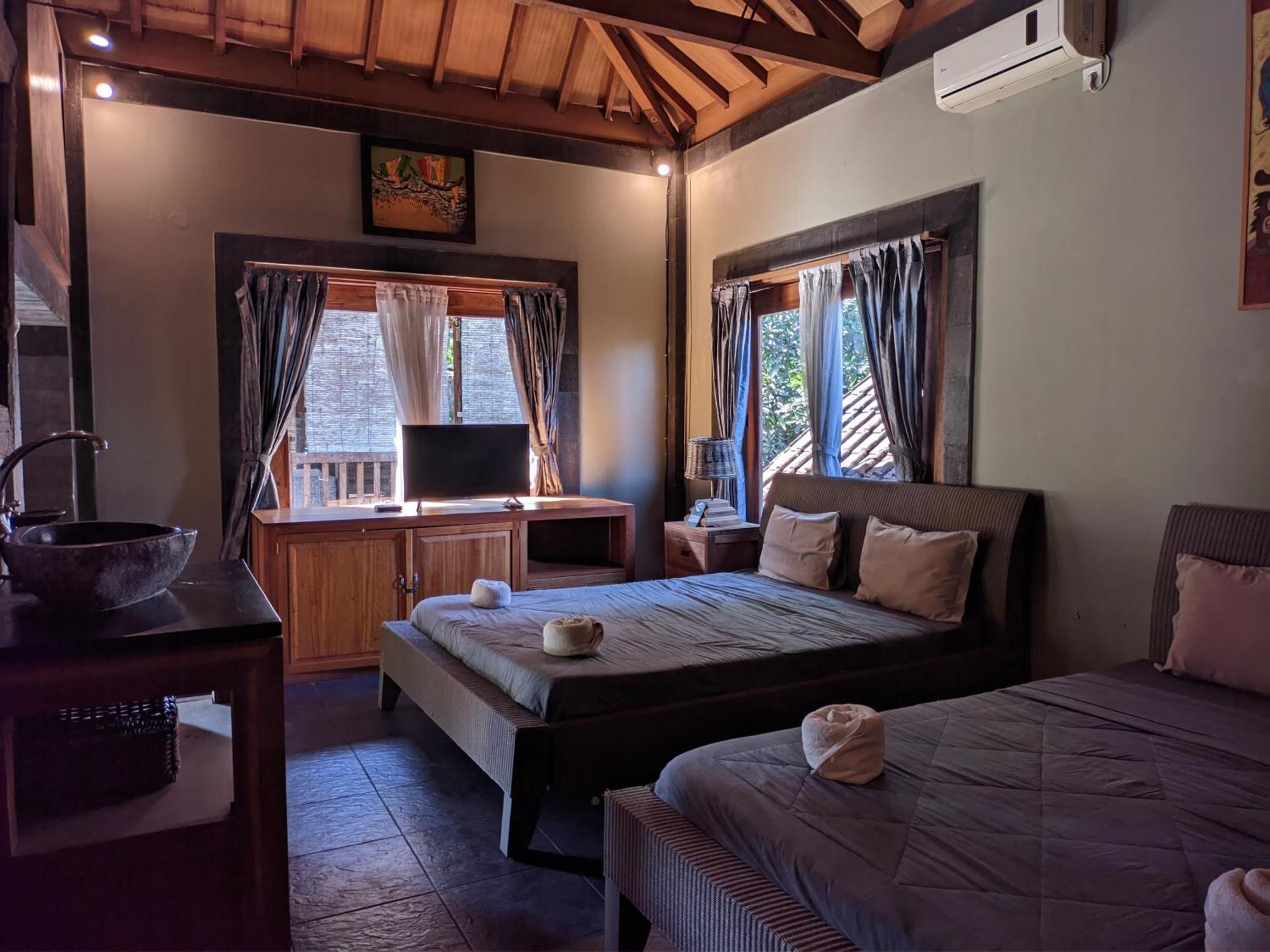 Astuti Gallery Homestay Γιογκιακάρτα Εξωτερικό φωτογραφία