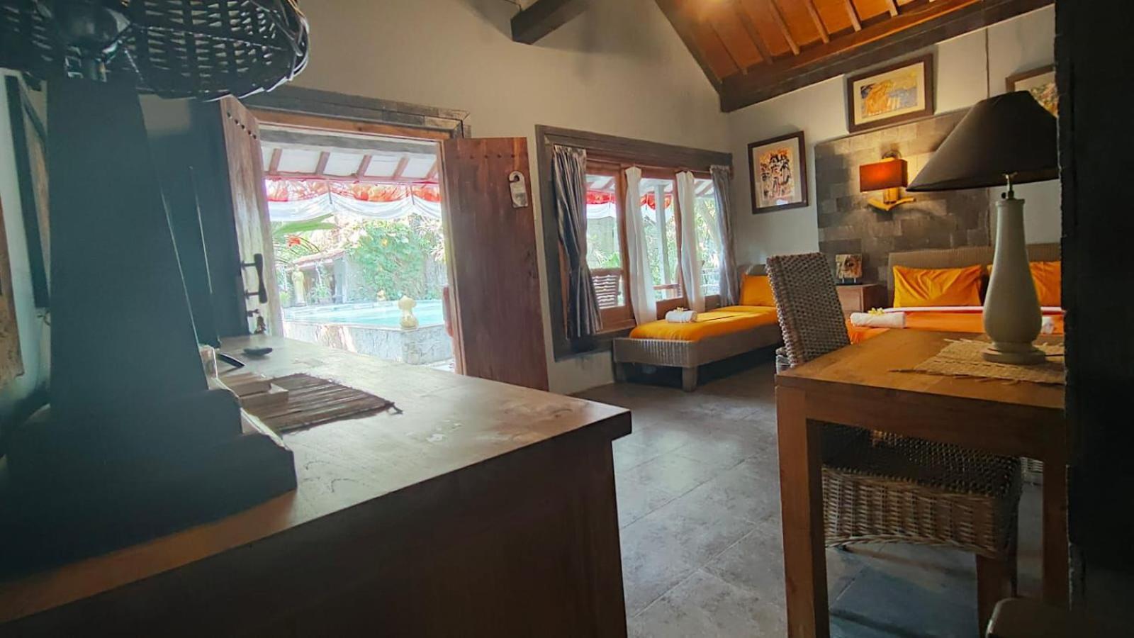 Astuti Gallery Homestay Γιογκιακάρτα Εξωτερικό φωτογραφία